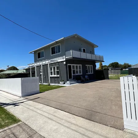 Irene June Coastal Retreat Lakes Entrance Exterior photo